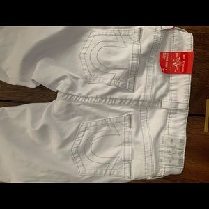 True Religion white jeans size 26 NWT
